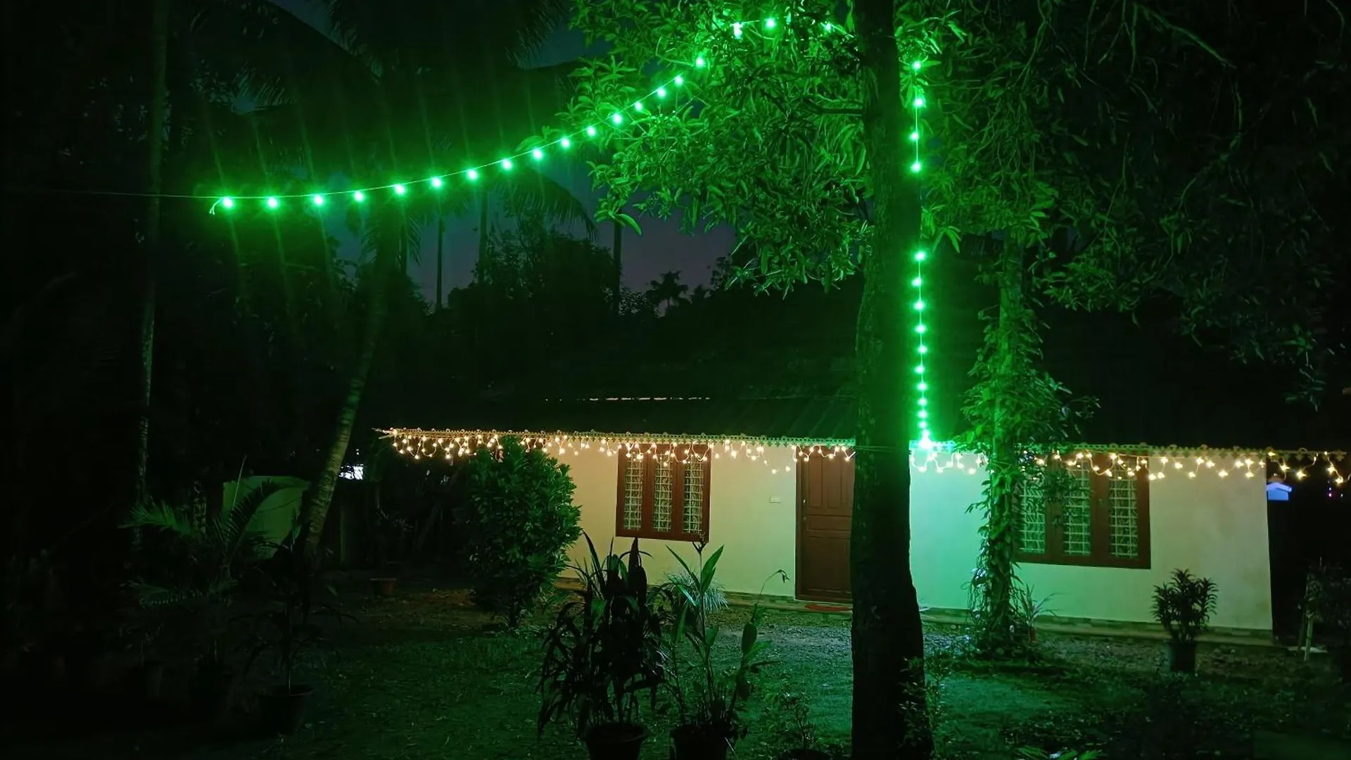 빌라 Bougainvilla Alappuzha